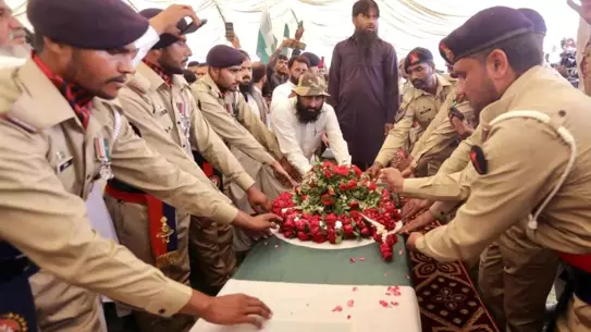 Pakistan Ulusal Güvenlik Konseyi toplandı: "Hindistan'ın saldırısı açıkça savaş eylemi"