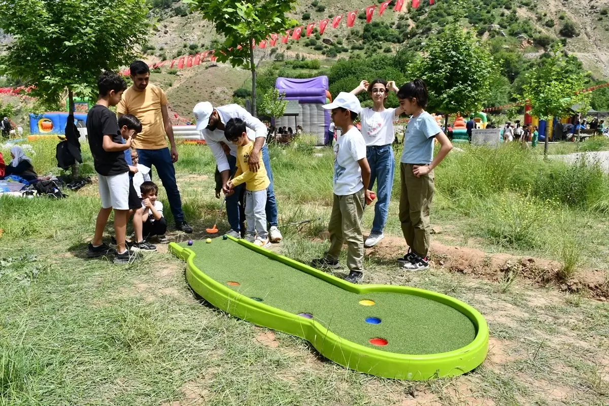 Kozluk'ta Bahar Şenliği ve Rafting Heyecanı