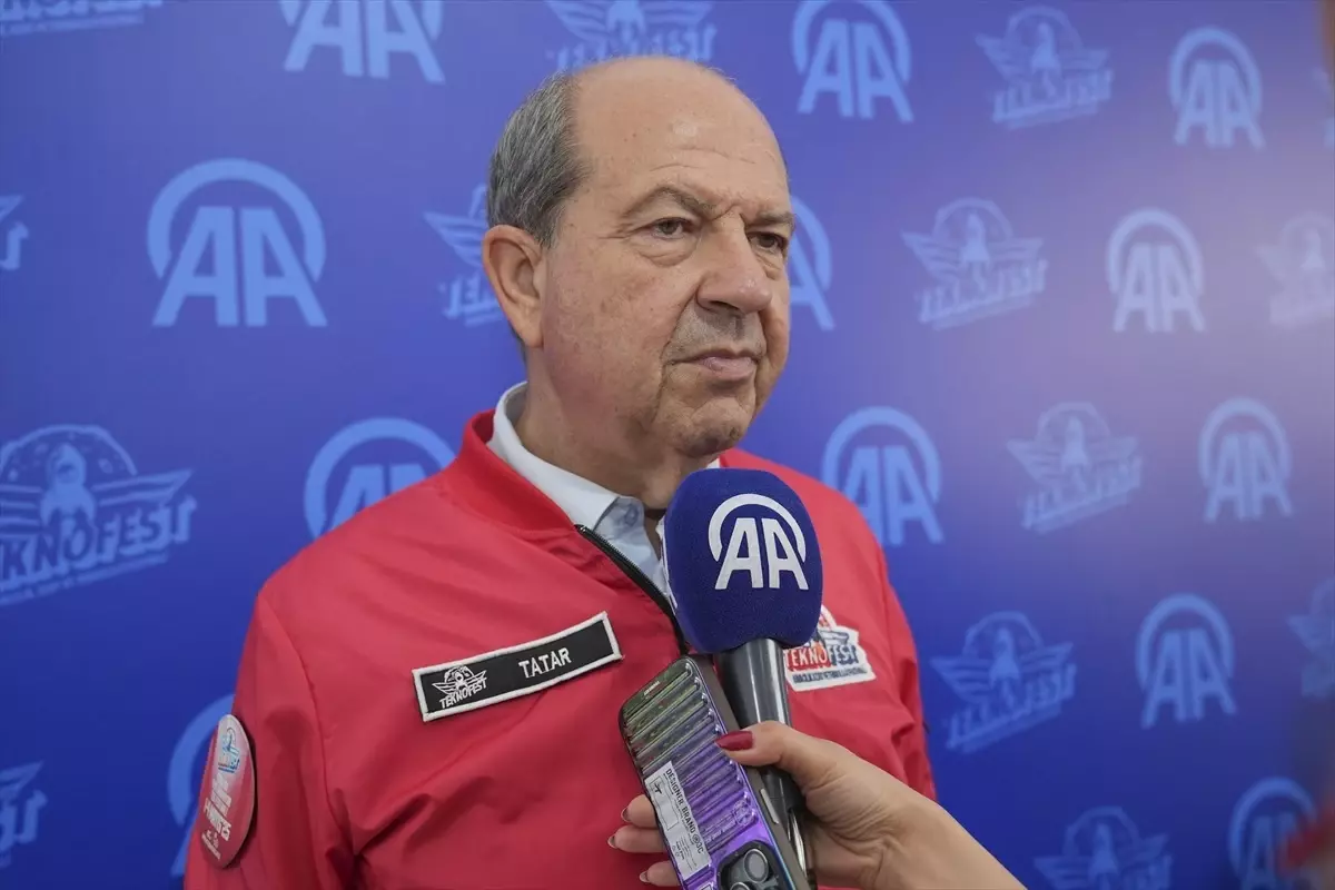 KKTC Cumhurbaşkanı Tatar, TEKNOFEST KKTC'de AA standını ziyaret etti Açıklaması