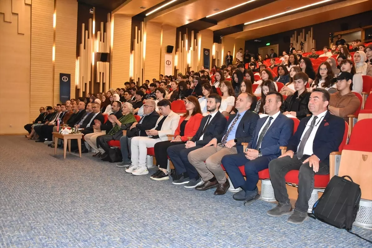 Yunus Emre Konferansı Eskişehir'de