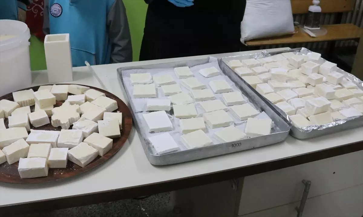 Minik Kimyagerler Atık Yağdan Sabun Üretiyor