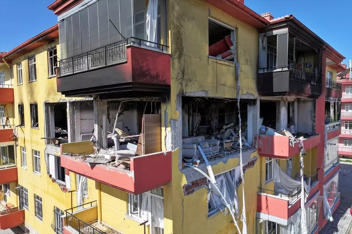 Konya'da Doğal Gaz Patlaması: 12 Yaralı