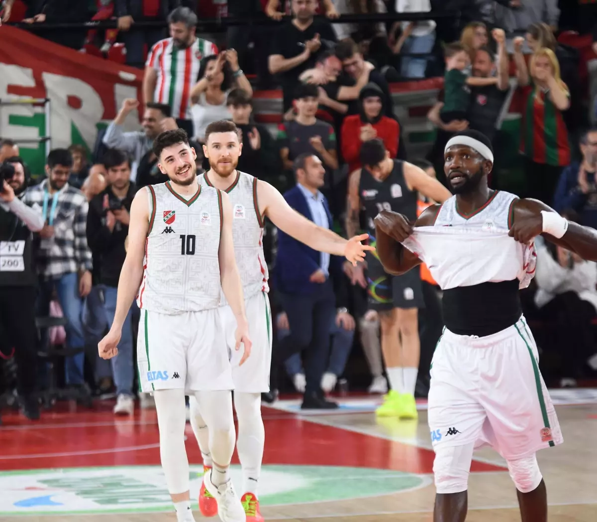Karşıyaka'nın Kümede Kalma Mücadelesi