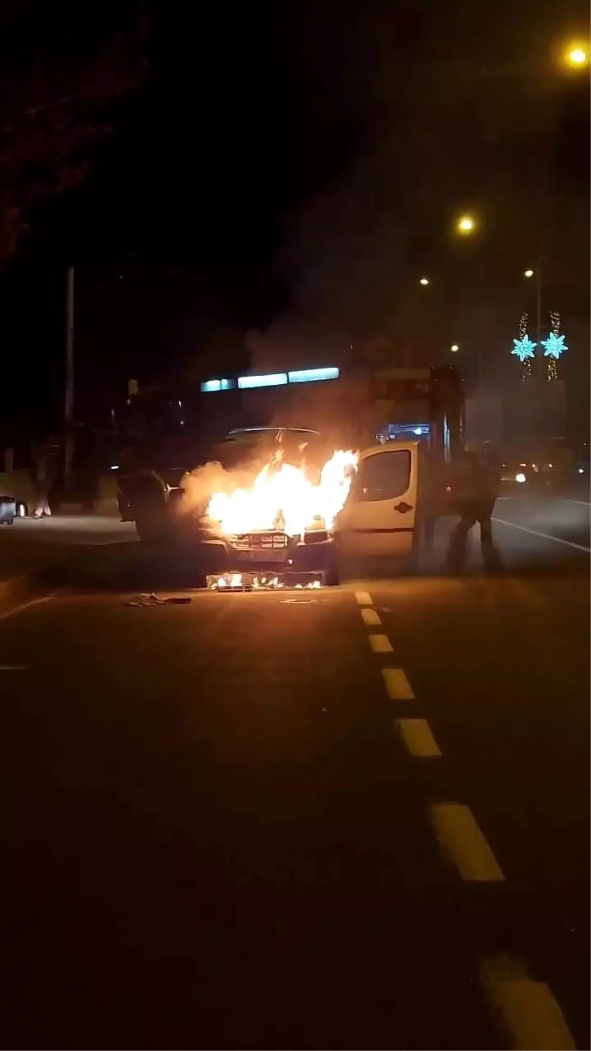 Erzurum'da Otomobil Yangını