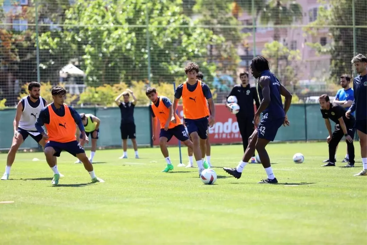 Alanyaspor Gaziantep Maçı İçin Hazırlıklara Başladı