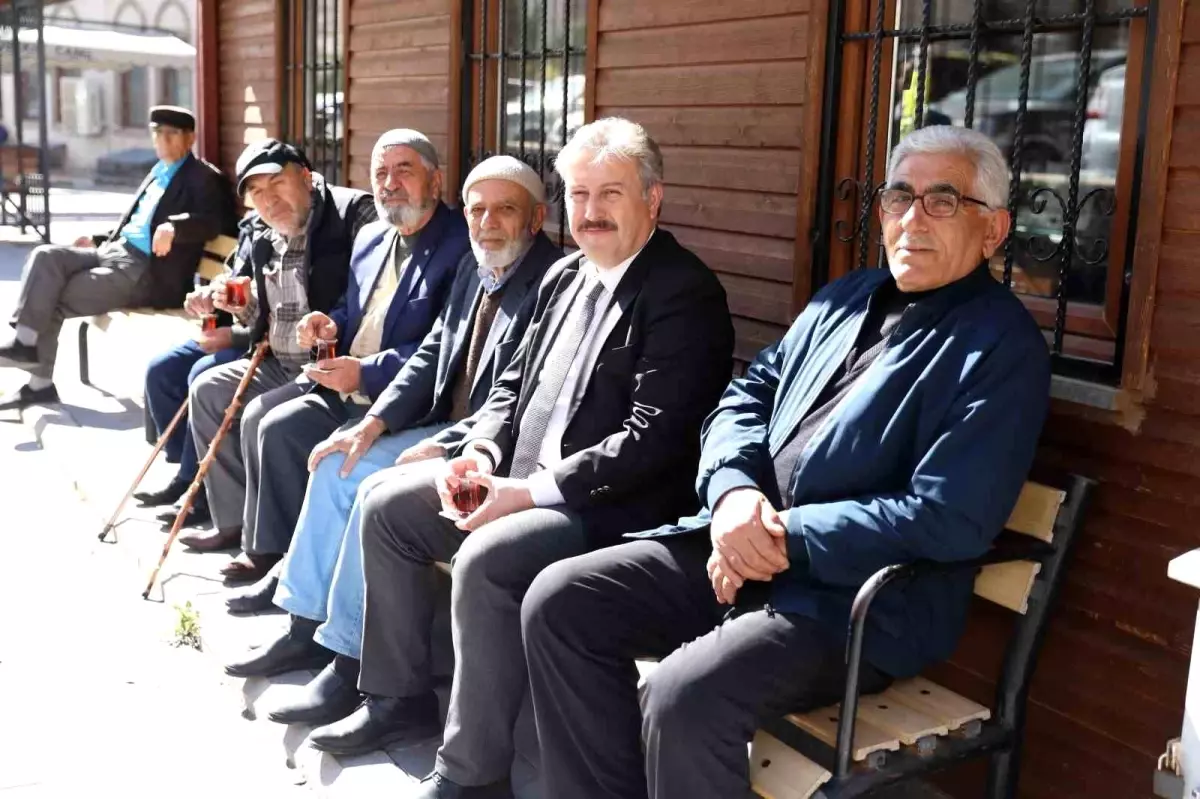 Melikgazi Belediyesi'nden Yaşlılara Özel Sosyal Tesisler