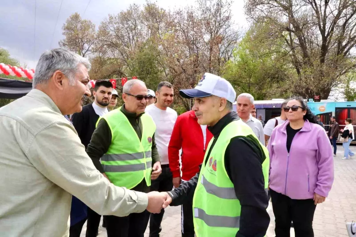 Niğde'de Trafik Güvenliği Etkinliği