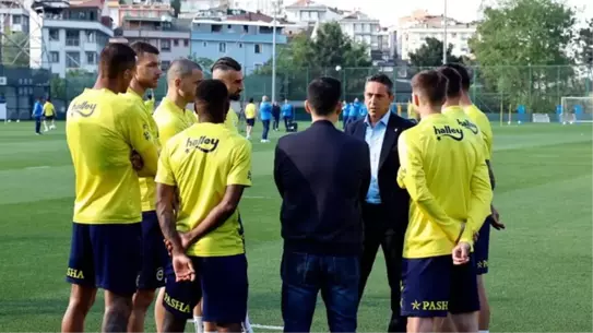 Fenerbahçe'de Mourinho dahil 16 isim yollar ayrılıyor