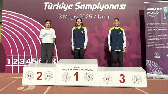 Derya Kunur, Türkiye Üçüncüsü Oldu