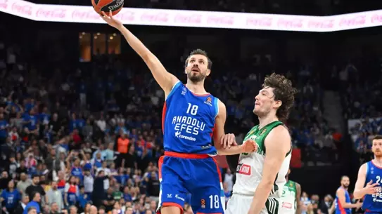 Anadolu Efes Tamam Ya da Devam Maçında