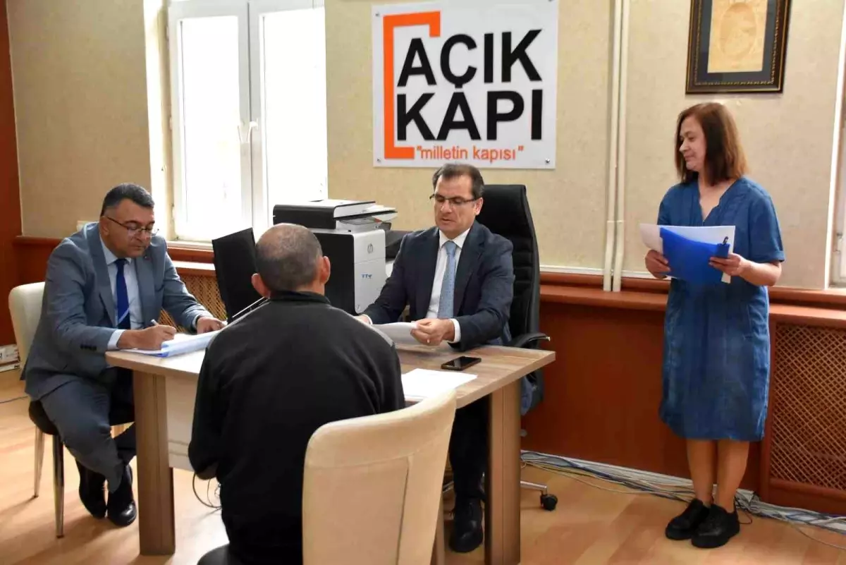 Kaymakam Güldoğan Açık Kapı'da Vatandaşları Dinledi