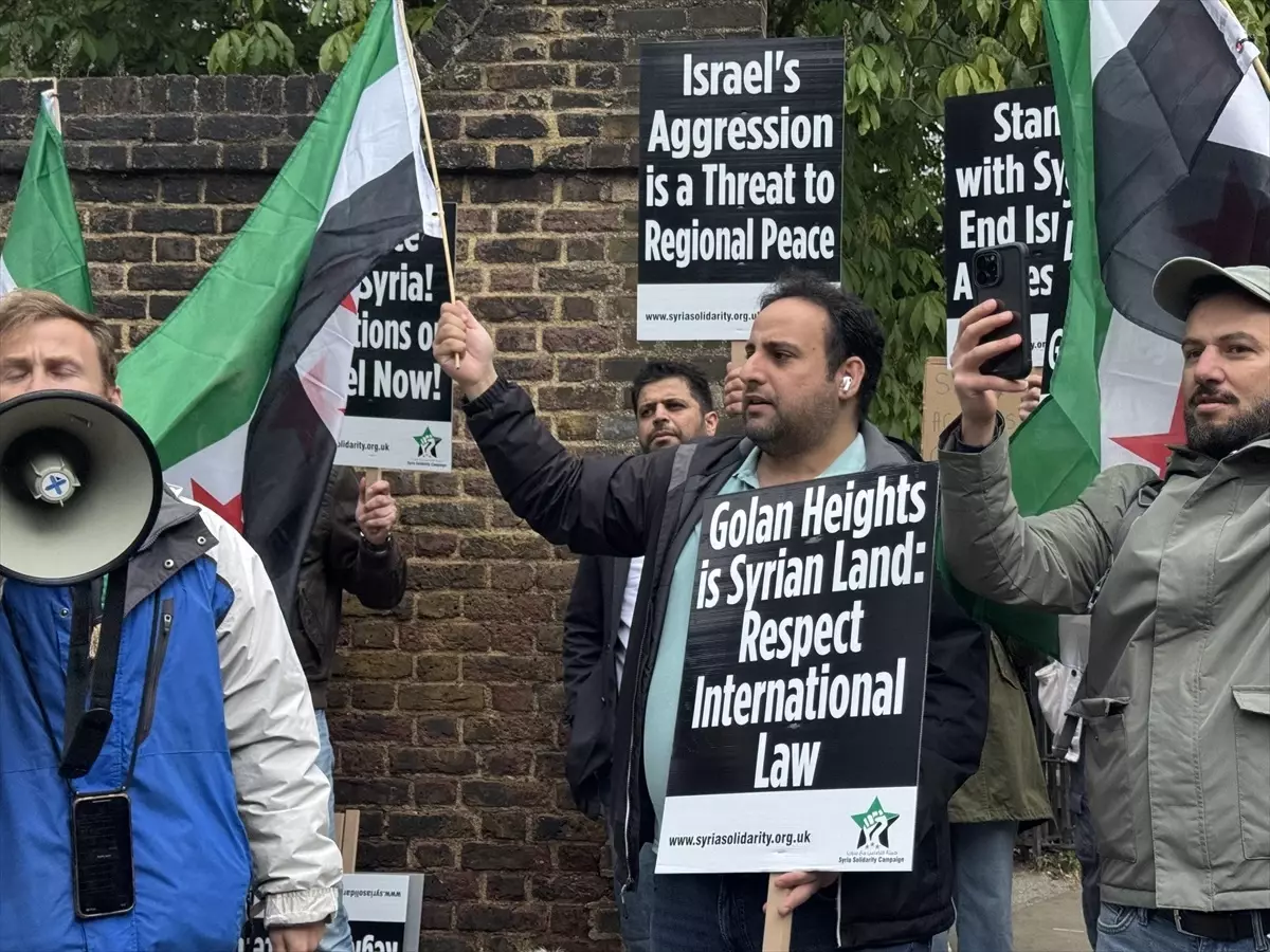 Londra'da İsrail'e Protesto