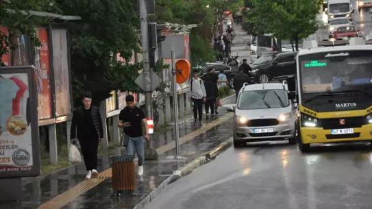 Mardin'de Aniden Bastıran Sağanak Yağmur