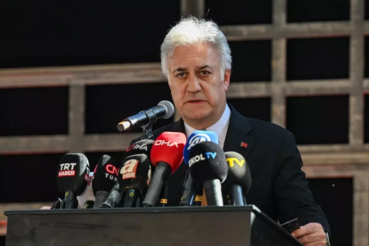 Devlet Tiyatroları'nın raylar üzerindeki tiyatrosu "Vagon Sahne" yola çıktı