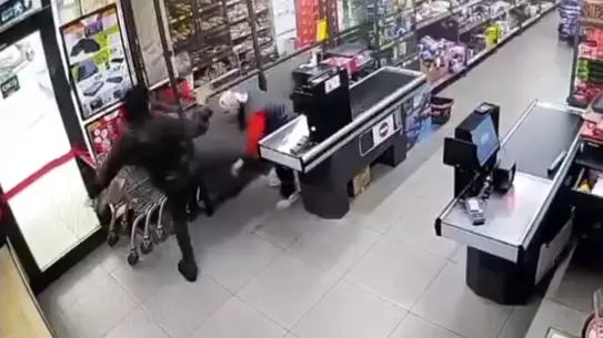 BİM Markette Darp Eden Şahıs Yakalandı