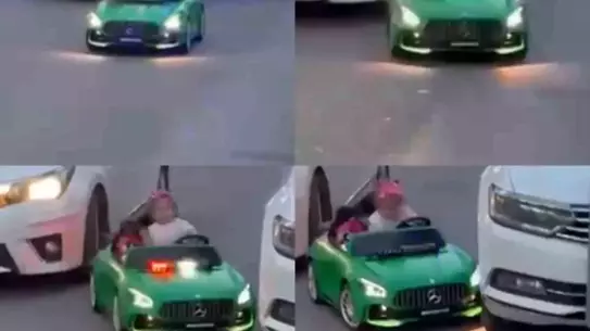 Mersin'de Akülü Araca Çarpan Otomobil Kazası