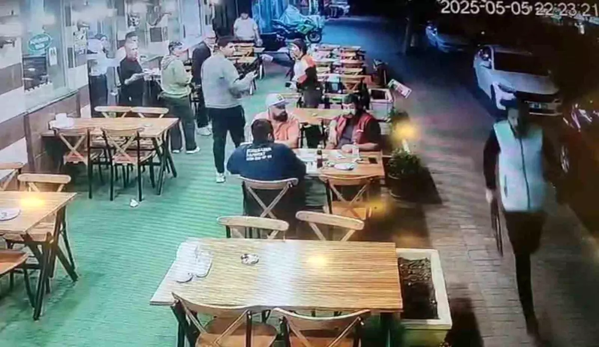 Antalya'da Pompalı Tüfekle Açık Ateş!