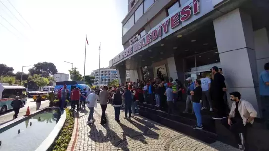 Narlıdere Belediyesi İşçileri Grevde