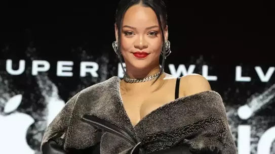 Rihanna'dan Met Gala'da sürpriz hamilelik duyurusu