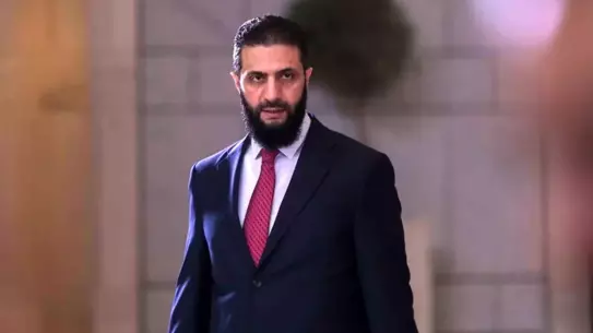 Macron ve Şara Paris'te Buluşacak