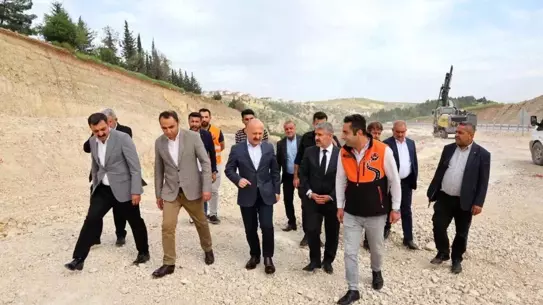 Adıyaman Valisi Osman Varol, Besni Çevre Yolunda İncelemelerde Bulundu