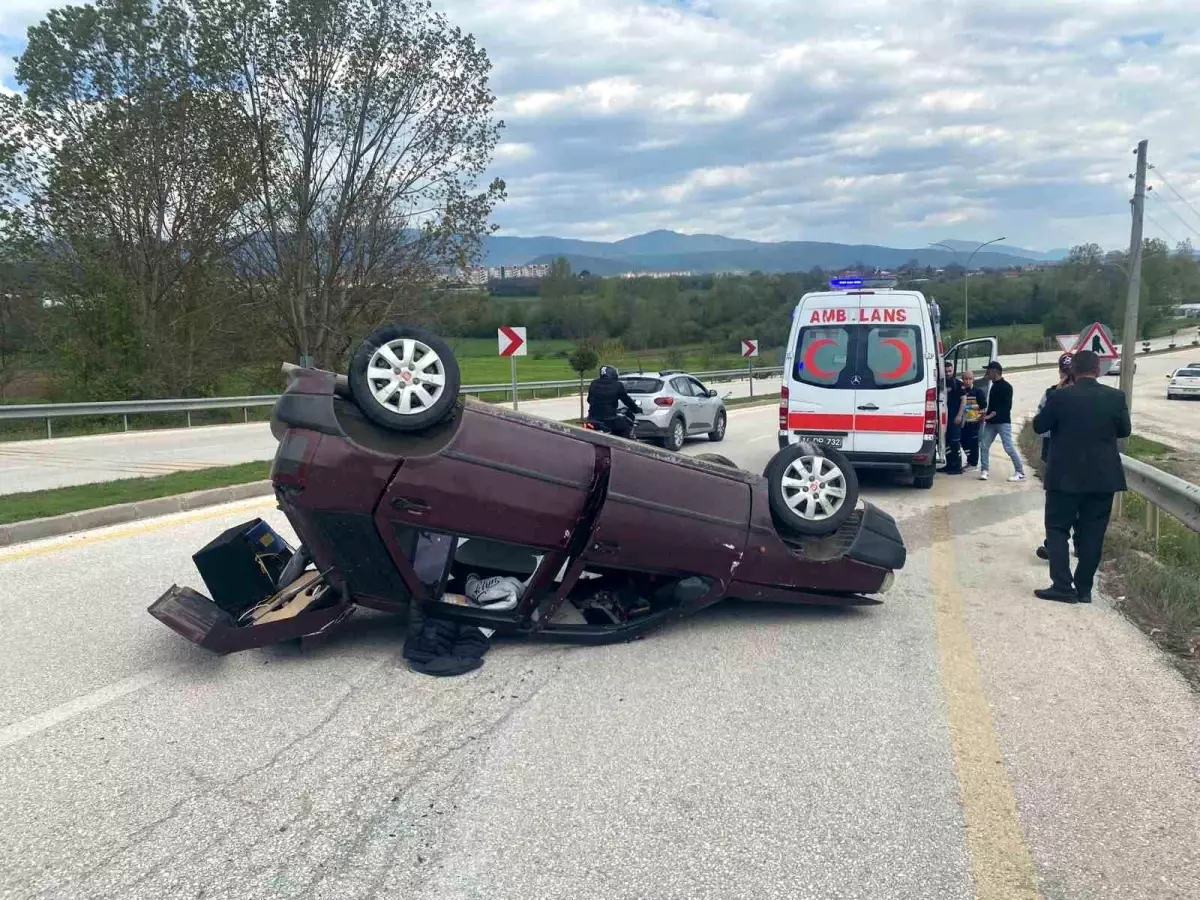 Bolu'da Takla Atan Araç: Sürücü Sağ Kurtuldu