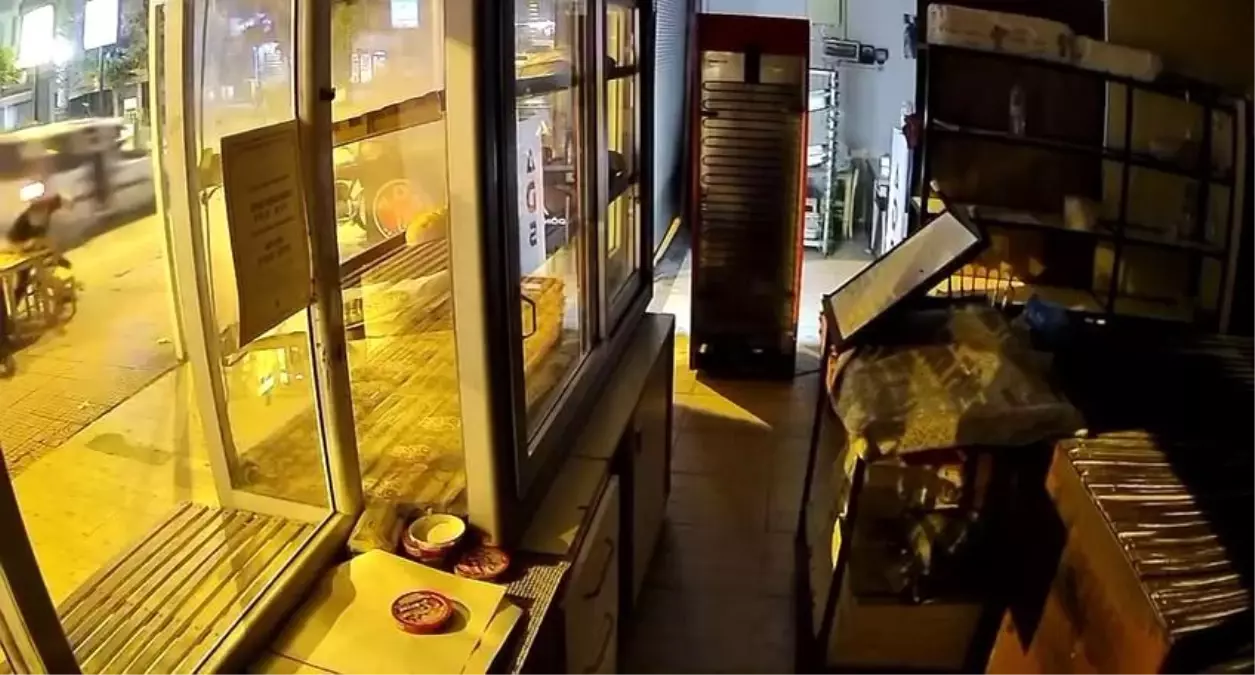 Adana'da Gençlerin Ateş Açma Olayı