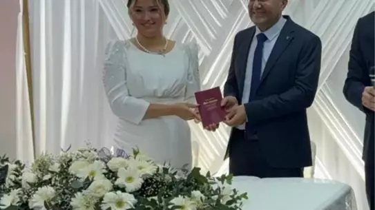 Depremzede Öğretmenlerin Evliliği
