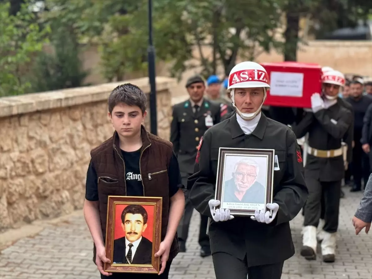 73 Yaşındaki Kıbrıs Gazisi Toprağa Verildi
