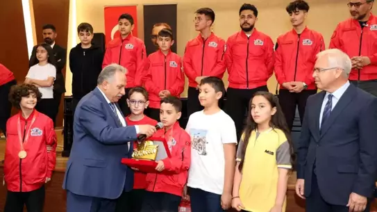 Talas Belediyesi Espor Takımından TEKNOFEST'te Başarı