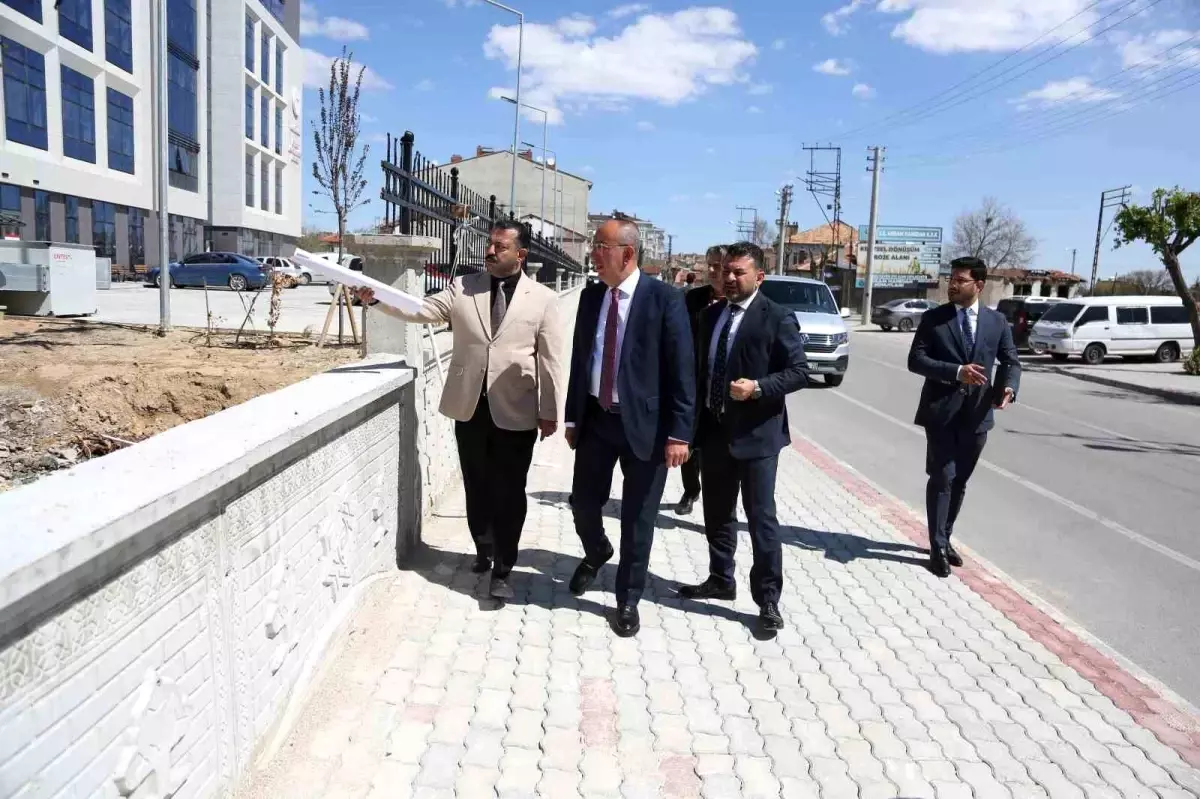 Meram'da Yol Genişletme Çalışmaları Artan Nüfusu Rahatlatacak