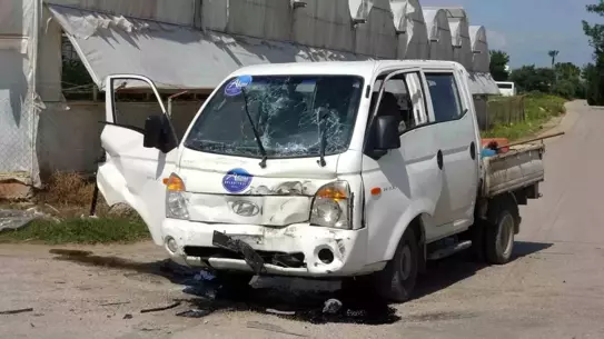 Antalya'da Kaza: İki Yaralı