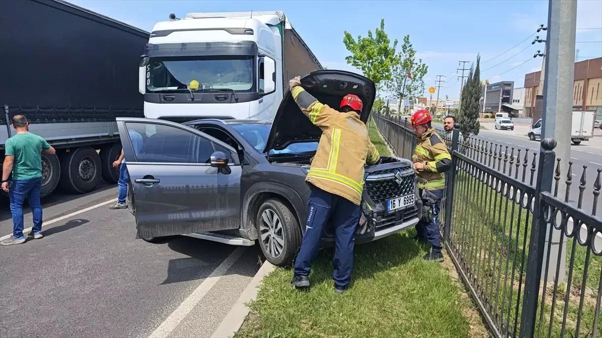 İnegöl'de Tır-Otomobil Kazası: Sürücü Yaralı