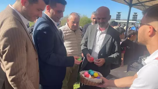 Ladik'te Hıdırellez Şenliği Coşkusu