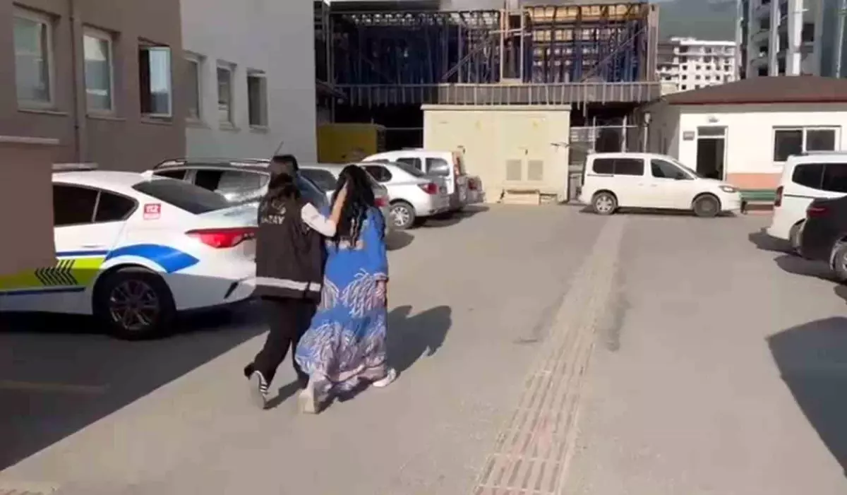 Hatay'da Fuhuş Operasyonu: 4 Gözaltı