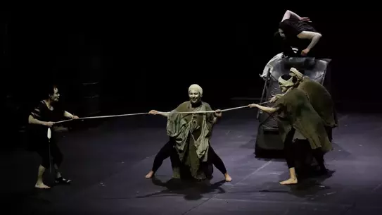 Medea Material Oyunu Samsun'da