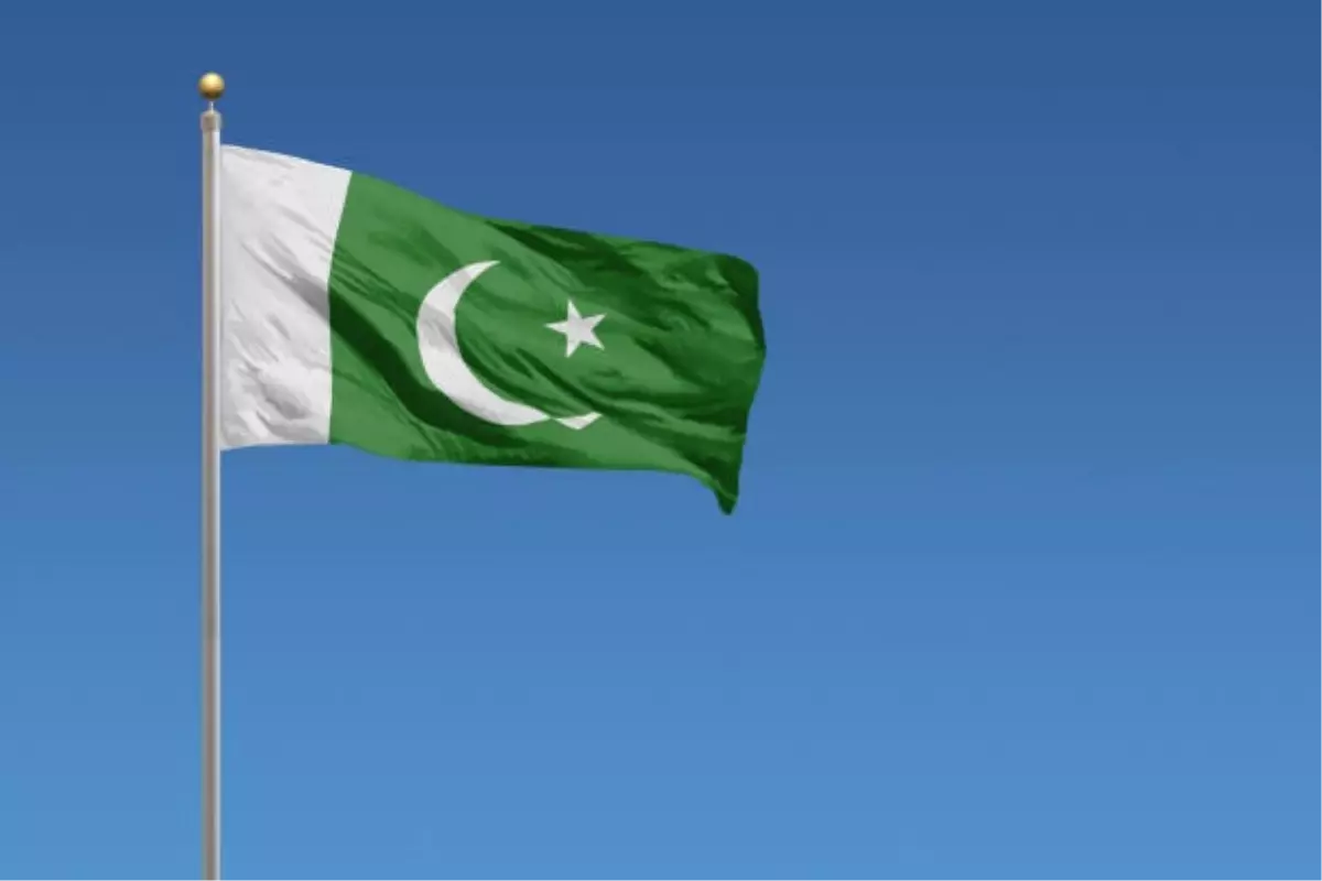 Hindistan'dan Pakistan'a Füze Saldırısı