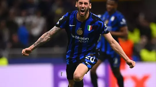 Final gibi yarı final! Inter-Barcelona'yı 4-3 mağlup ederek final biletini aldı