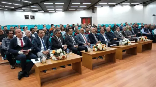 Erzincan Belediye Başkanı Aksun'dan İstişare Toplantısı