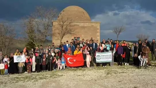Doğa Yürüyüşü ile Hıdrellez Coşkusu