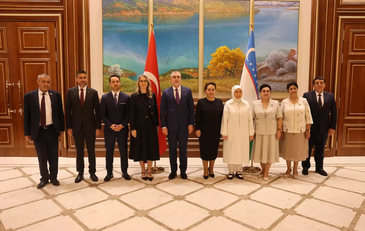 Bakan Işıkhan Özbekistan'da