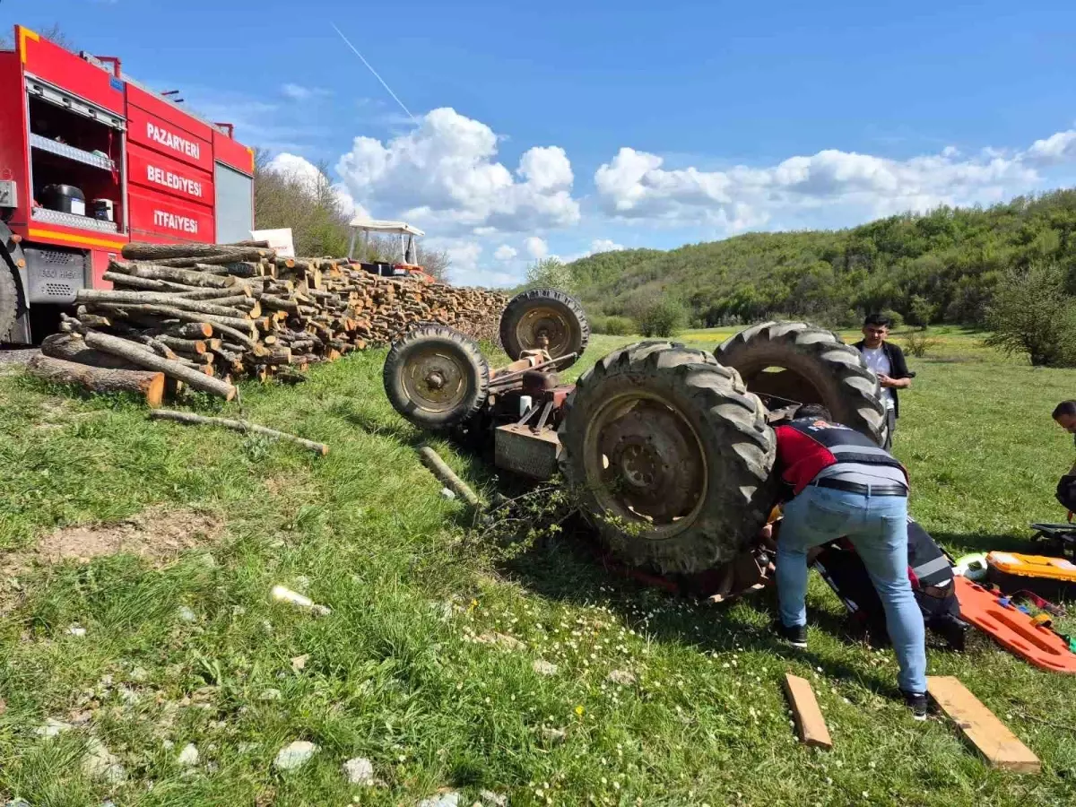 Bilecik'te Traktör Devrildi, Sürücü Yaralandı