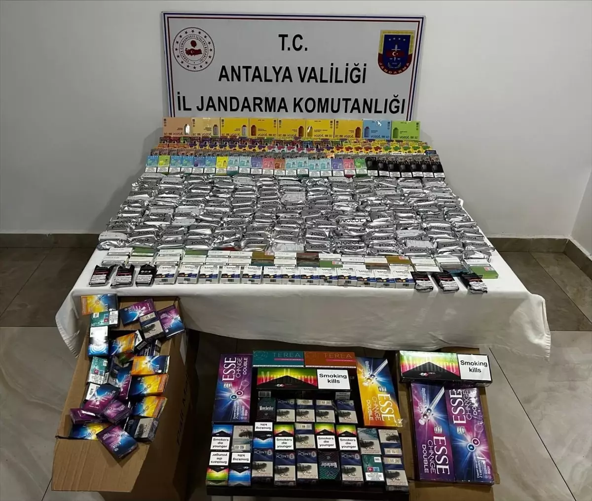 Manavgat'ta Kaçak Sigara Operasyonu