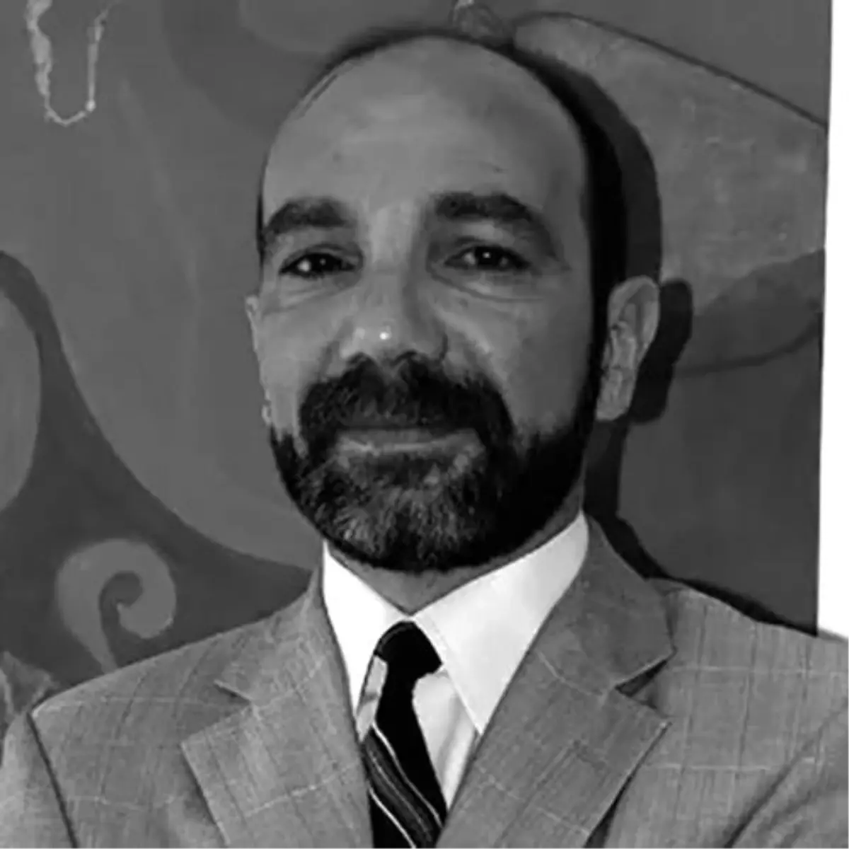 Kadıköy'de Yangın: Yazar Süha Oğuzertem Hayatını Kaybetti