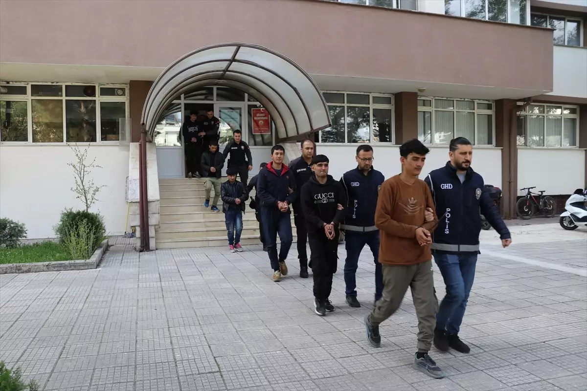 Amasya'da Düzensiz Göçmen Operasyonu