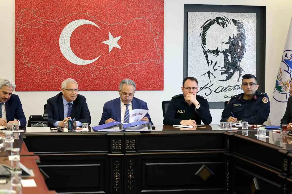 Talas Belediyesi'nde Kırsal Mahalleler Toplantısı Yapıldı