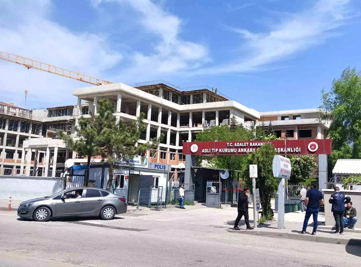 Ankara'da Trafik Kazası: 3 Kişi Hayatını Kaybetti