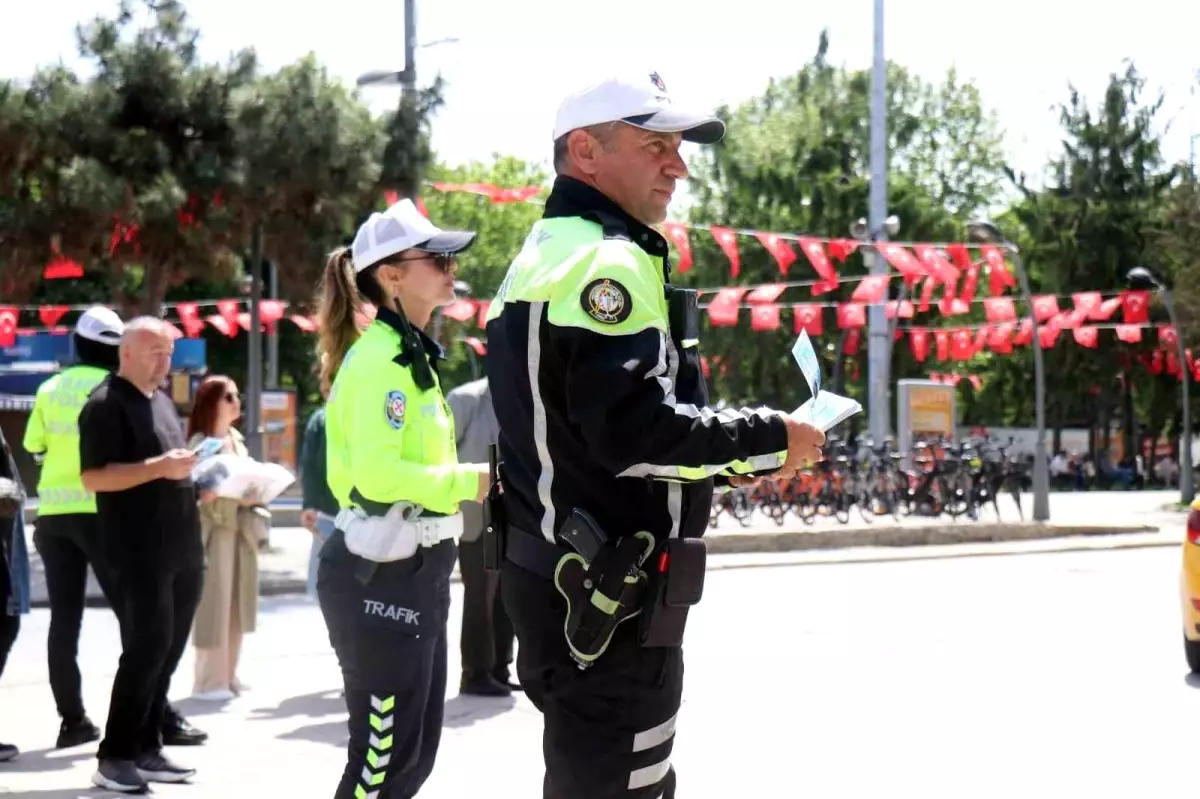 Adapazarı'nda Trafik Haftası Etkinlikleri