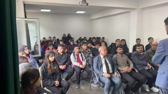 Dijital Medya Konferansı Karakeçili'de