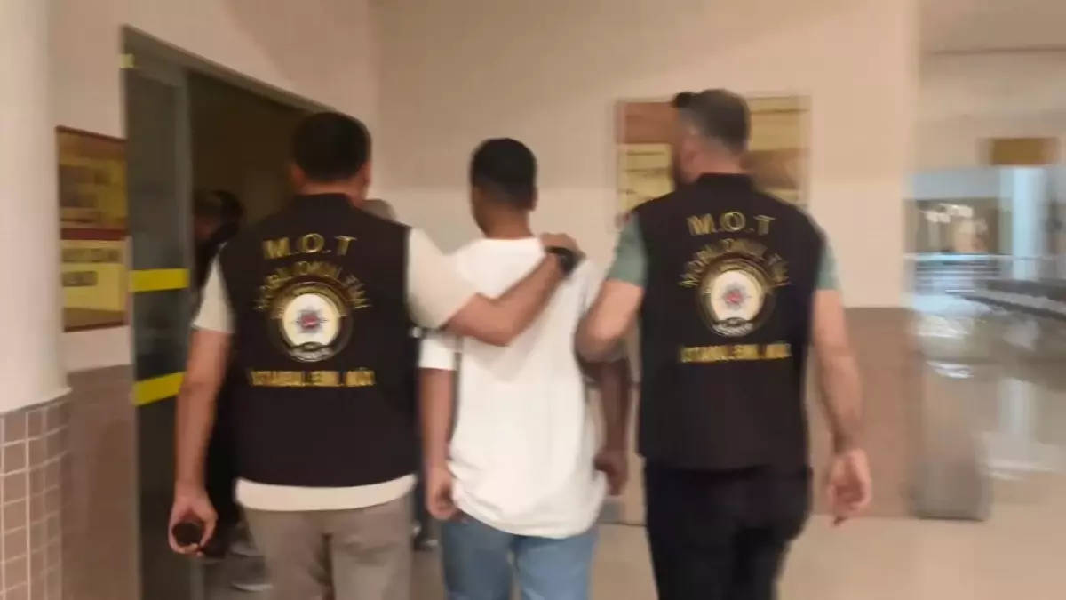 Kadıköy'de Cinayet Soruşturması: 2 Şüpheli Adliyeye Sevk Edildi